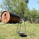 Prázdninový dům Awesome In With Sauna *